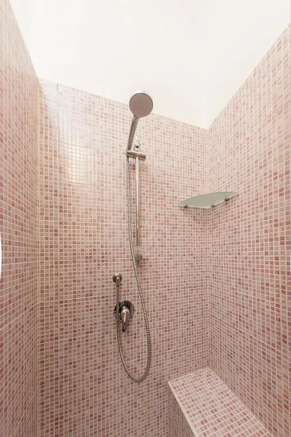 Vicky'S Luxury Guesthouse Naples 0*,  Italy